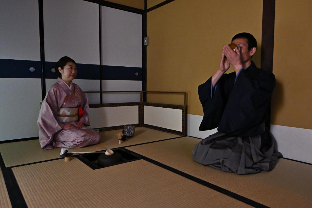 Teahouse Rouji 茶寮ろうじ — Photos 3